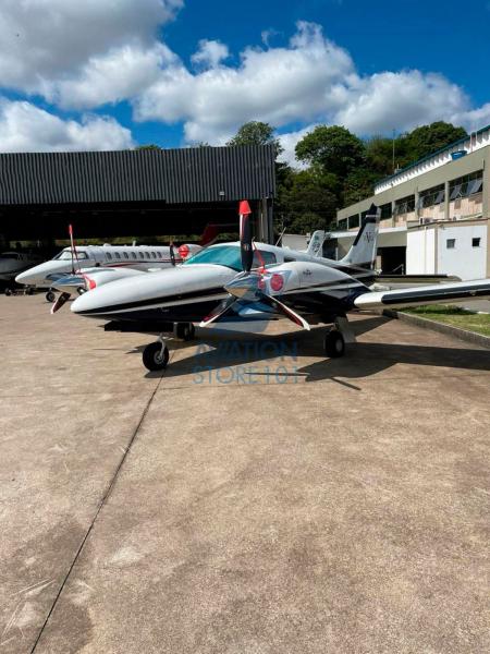 Avião Piper Seneca V PA-34-220T – Ano 1998 – 3.350 H.T.