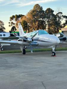 Avião Beechcraft Baron 58 – Ano 1980 à Venda