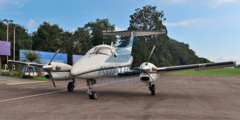 Avião Embraer Xingu EMB-121A – Ano 1979 à Venda